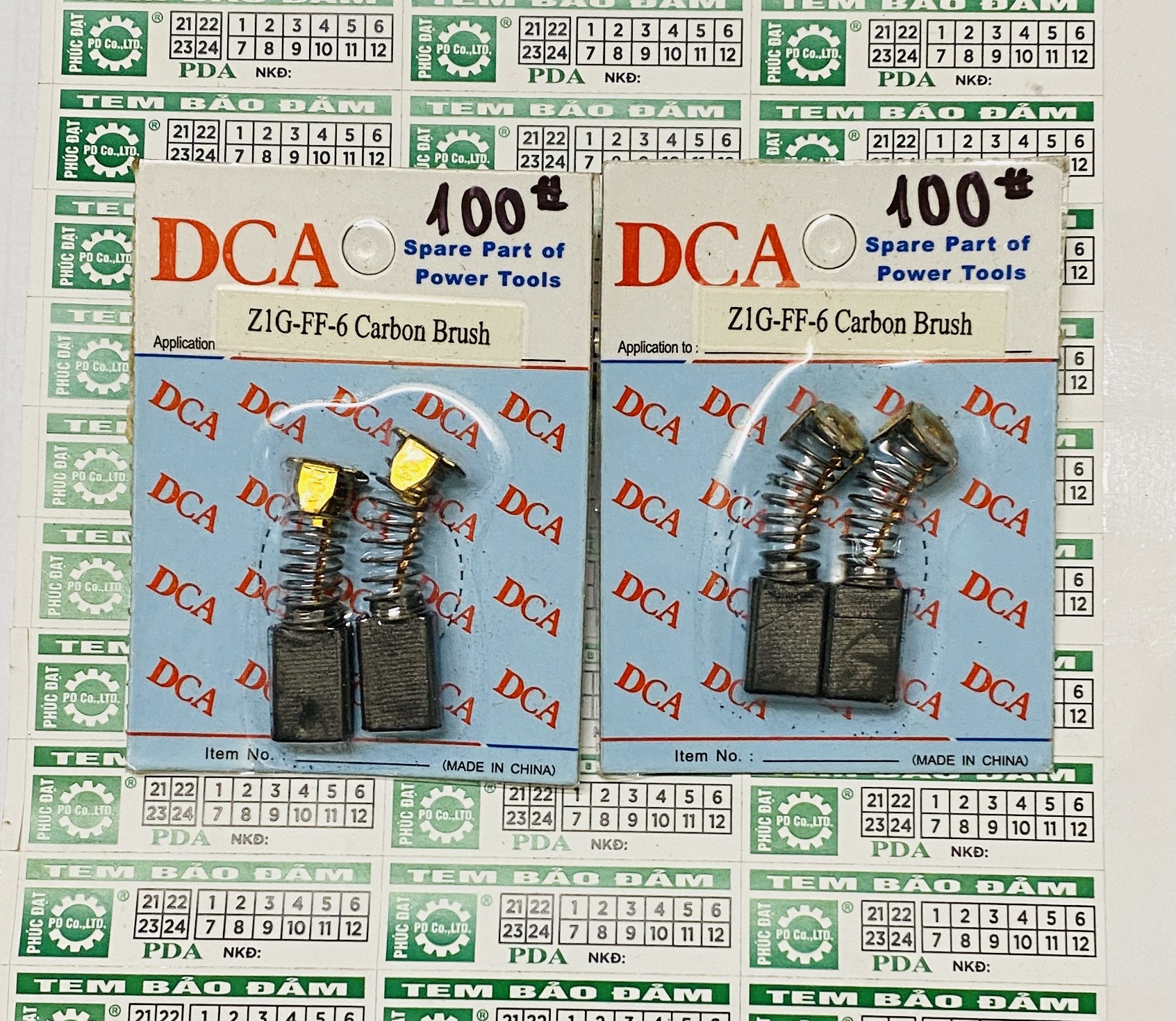 CHỔI THAN CB 100A #  SỊN ( dùng cho máy ĐỤC BT MKT 0810-0835-0840 ...  )