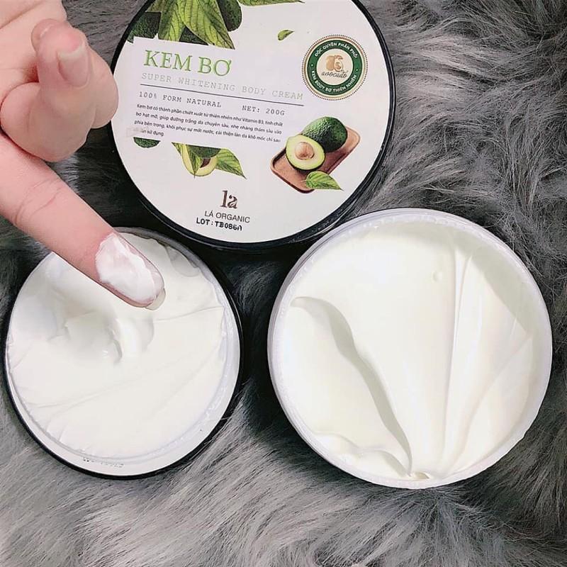 Kem dưỡng trắng da bơ