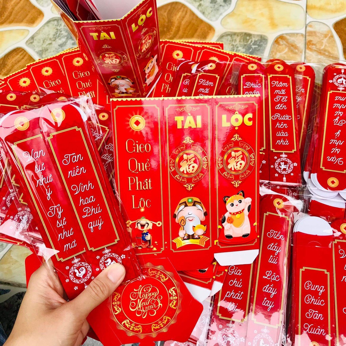 BAO LÌ XÌ GIEO QUẺ HỘP LỤC GIÁC (6 cạnh)