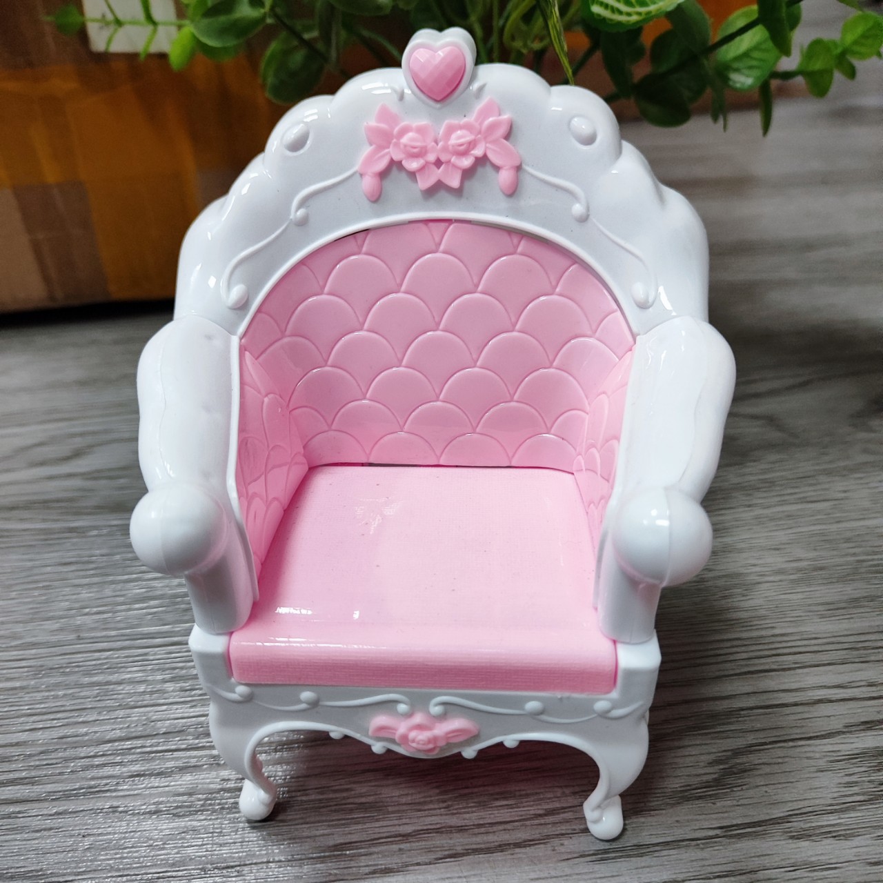 Ghế sofa cổ điển đồ chơi nội thất nhà búp bê