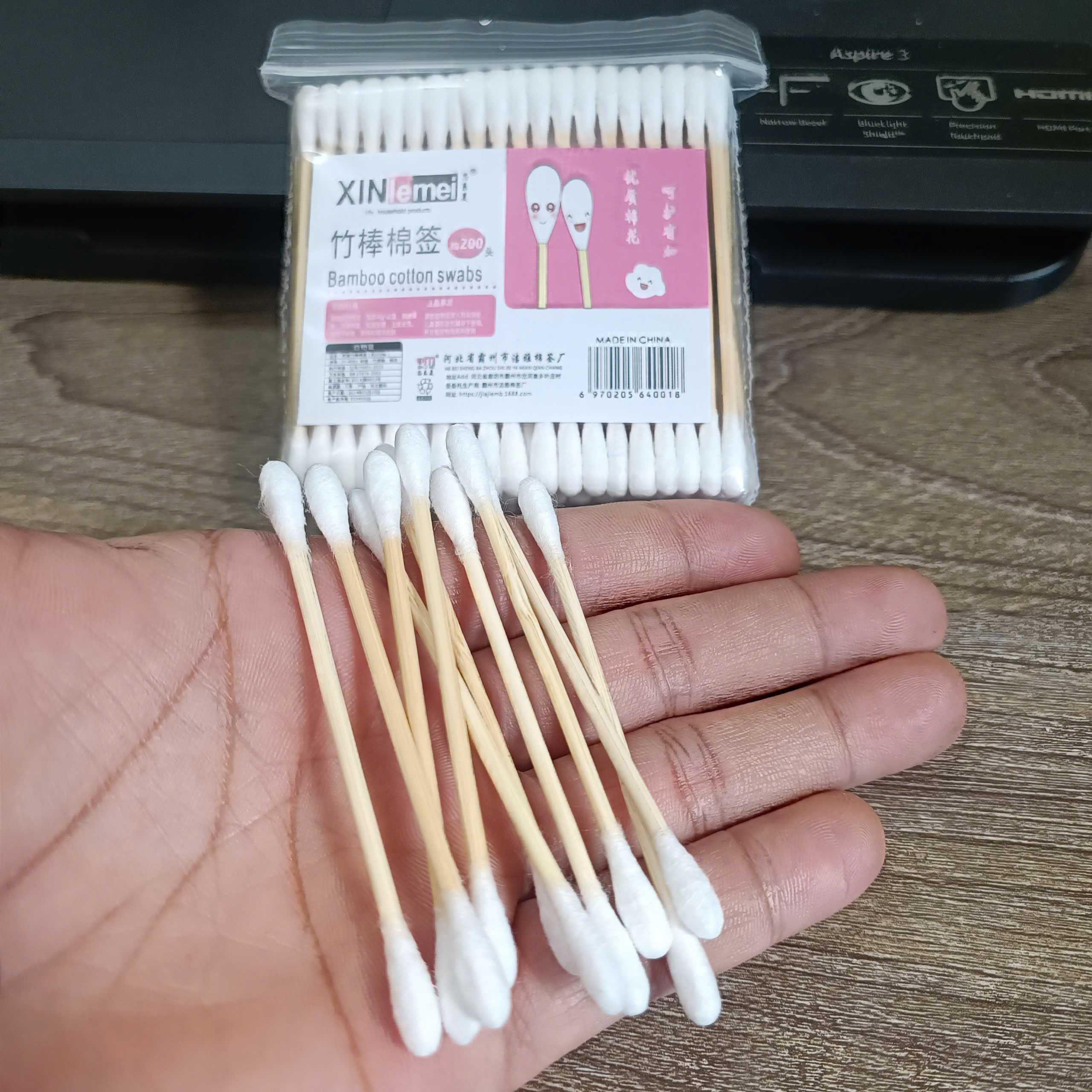 Bông tăm tiệt trùng cán gỗ
