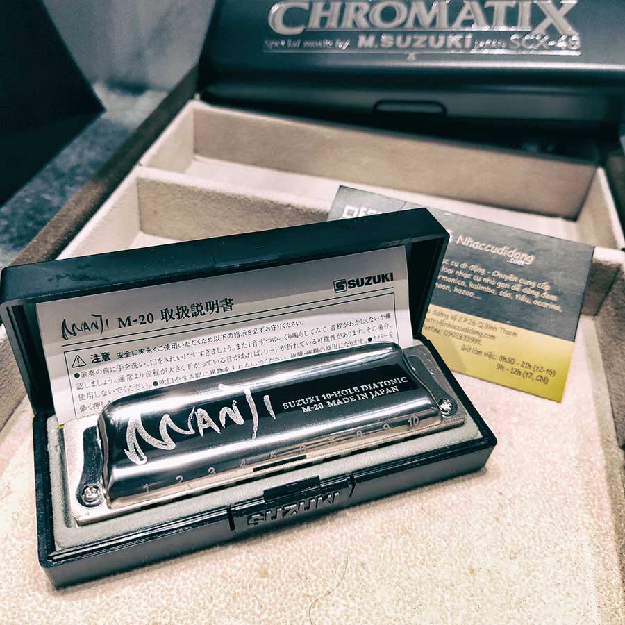 Kèn harmonica diatonic Suzuki Manji M-20 key C (Bạc)