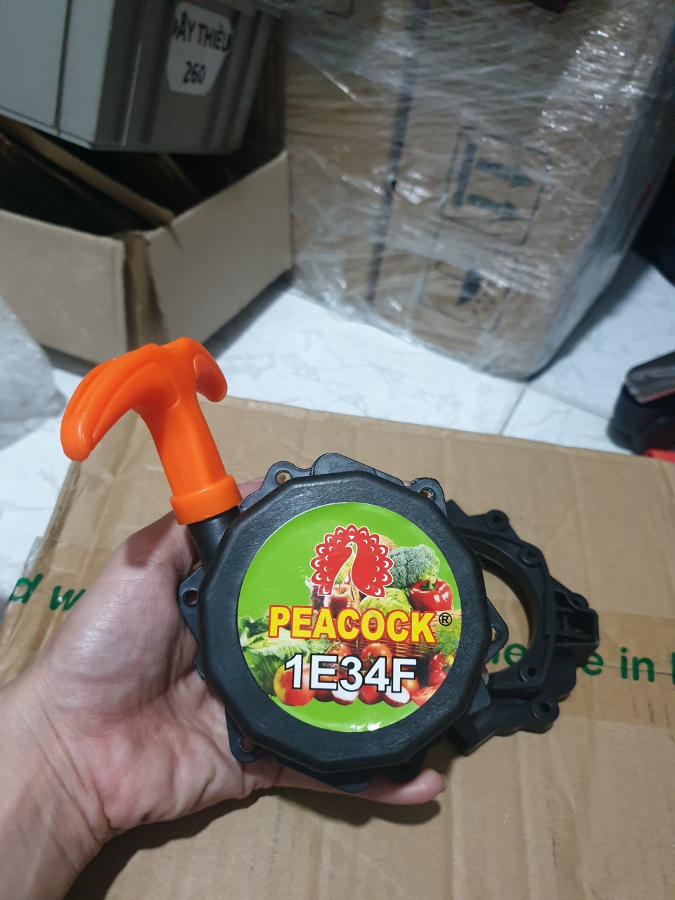 Bộ chụp giật ( khởi động) máy cắt cỏ 260 trợ lực ( 4 ốc - 2 chấu)