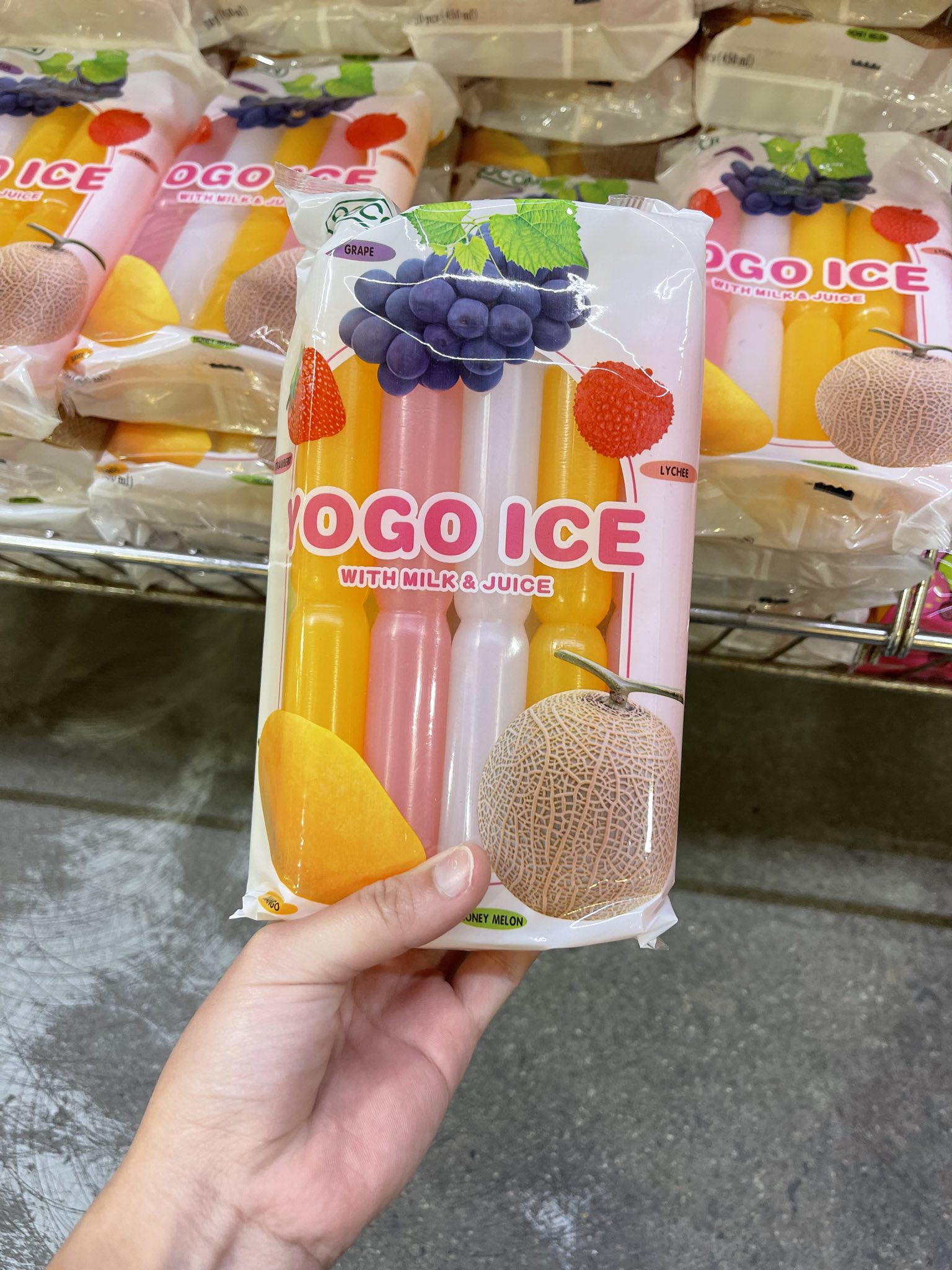 Kem Đá Trái Cây Cocon 450ml