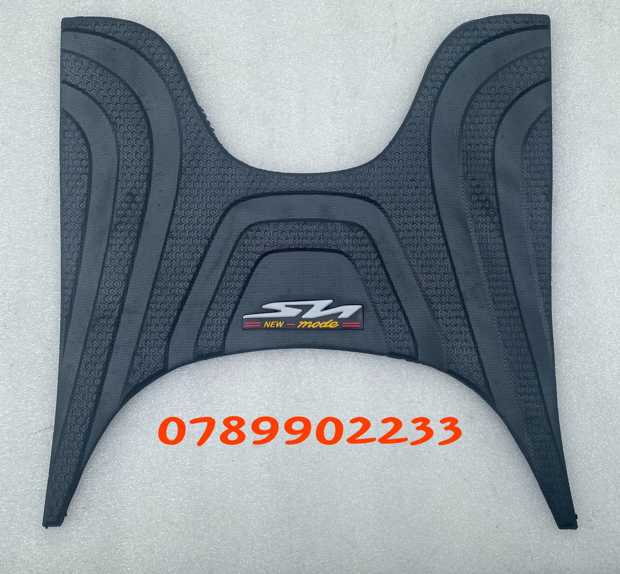 THẢM CAO SU LÓT CHÂN XE SH MODE 2021