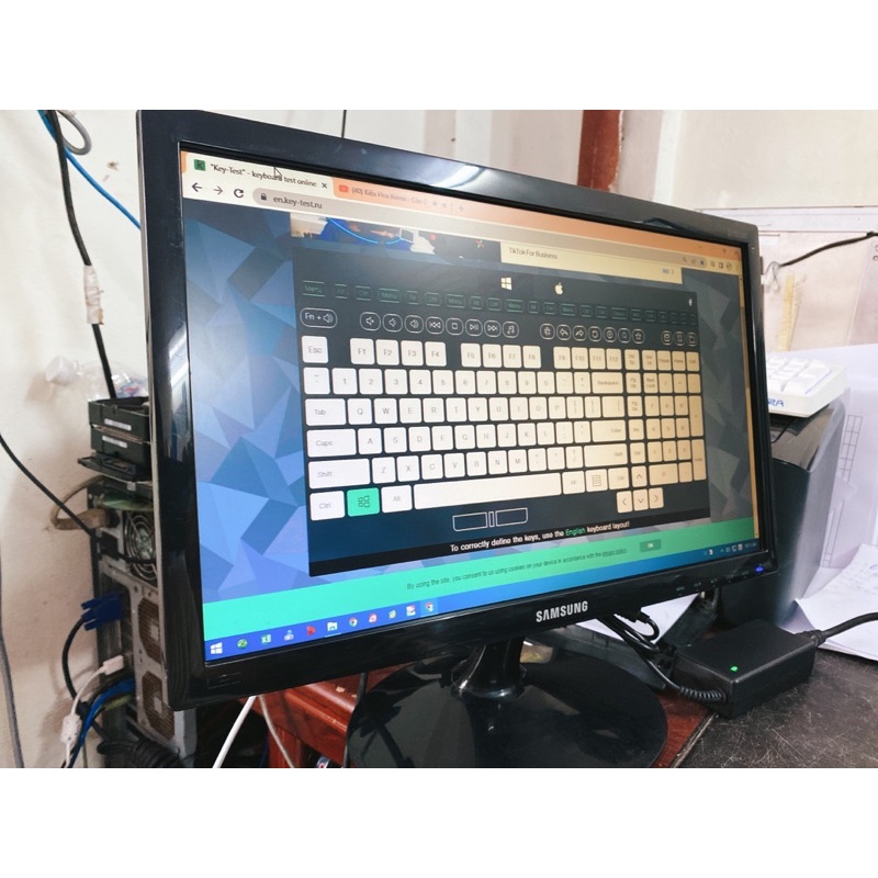 màn samsung 19in cũ thanh lý còn sài tốt