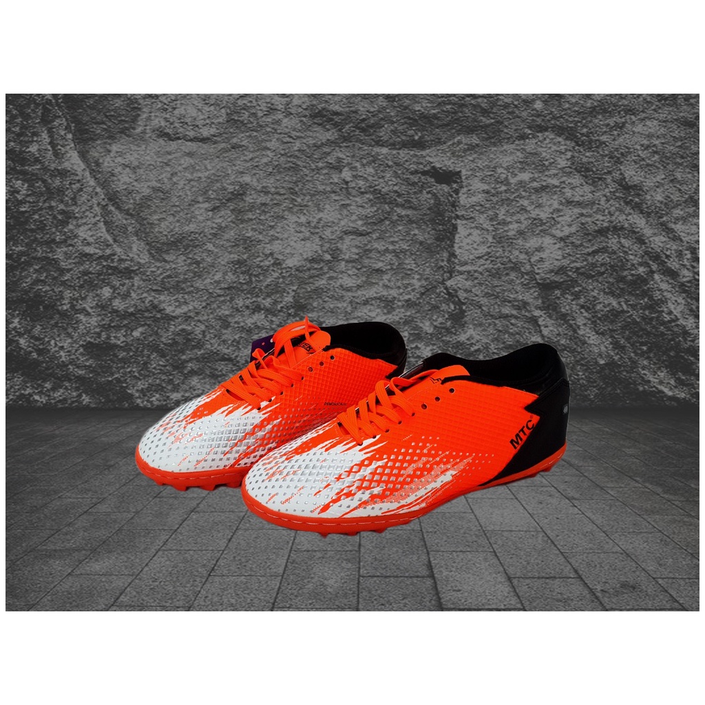 Giày đá bóng MTC predator cao cấp  size 39 đến 45