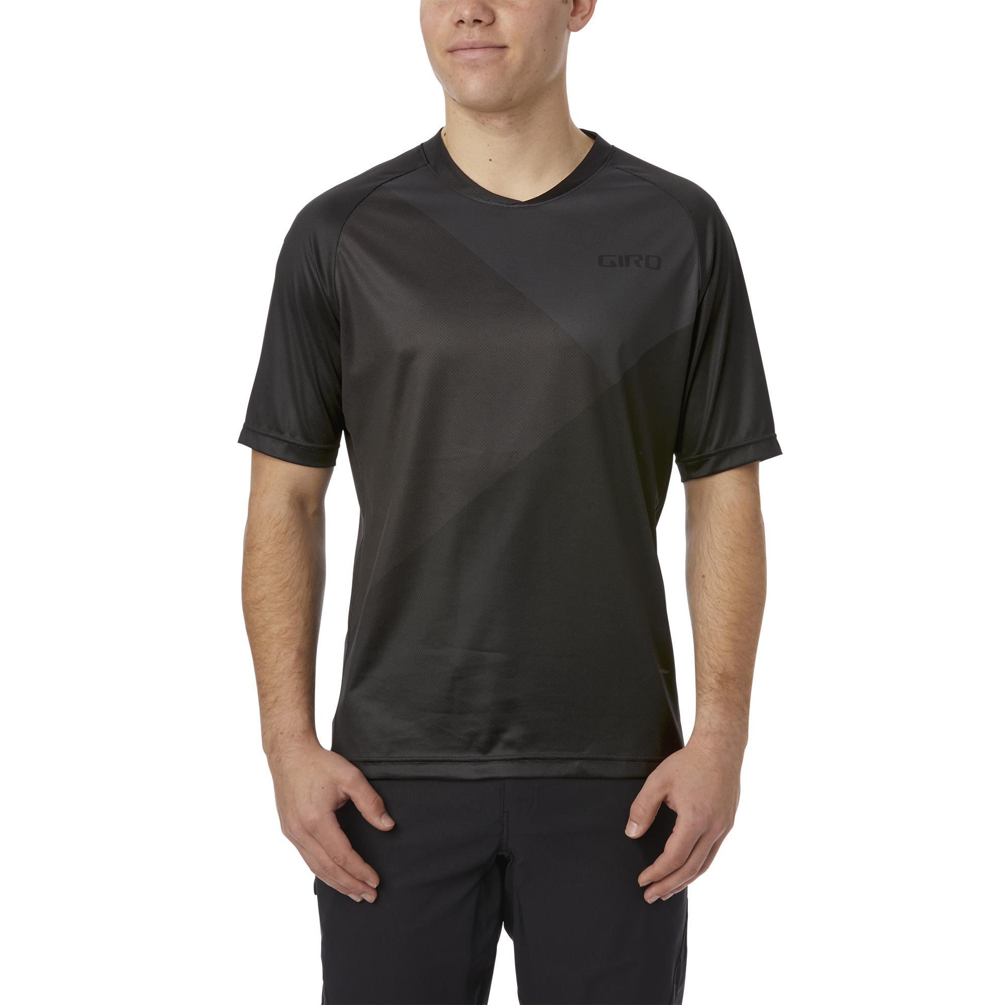 ÁO ĐẠP XE NAM GIRO ROUST JERSEY - BLACK CHARCOAL SHADOW (ĐEN)