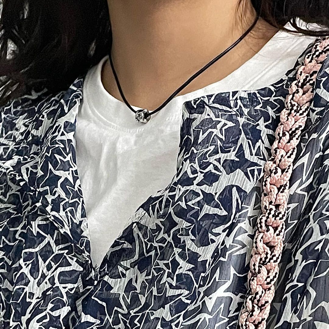 Vòng cổ Lặng im đẹp