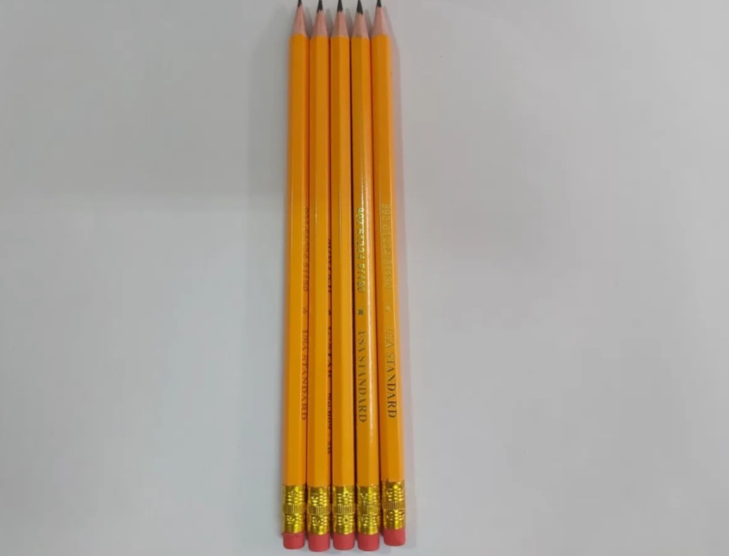 Bút Chì Gỗ Gstar 2B Có Gôm Học Sinh