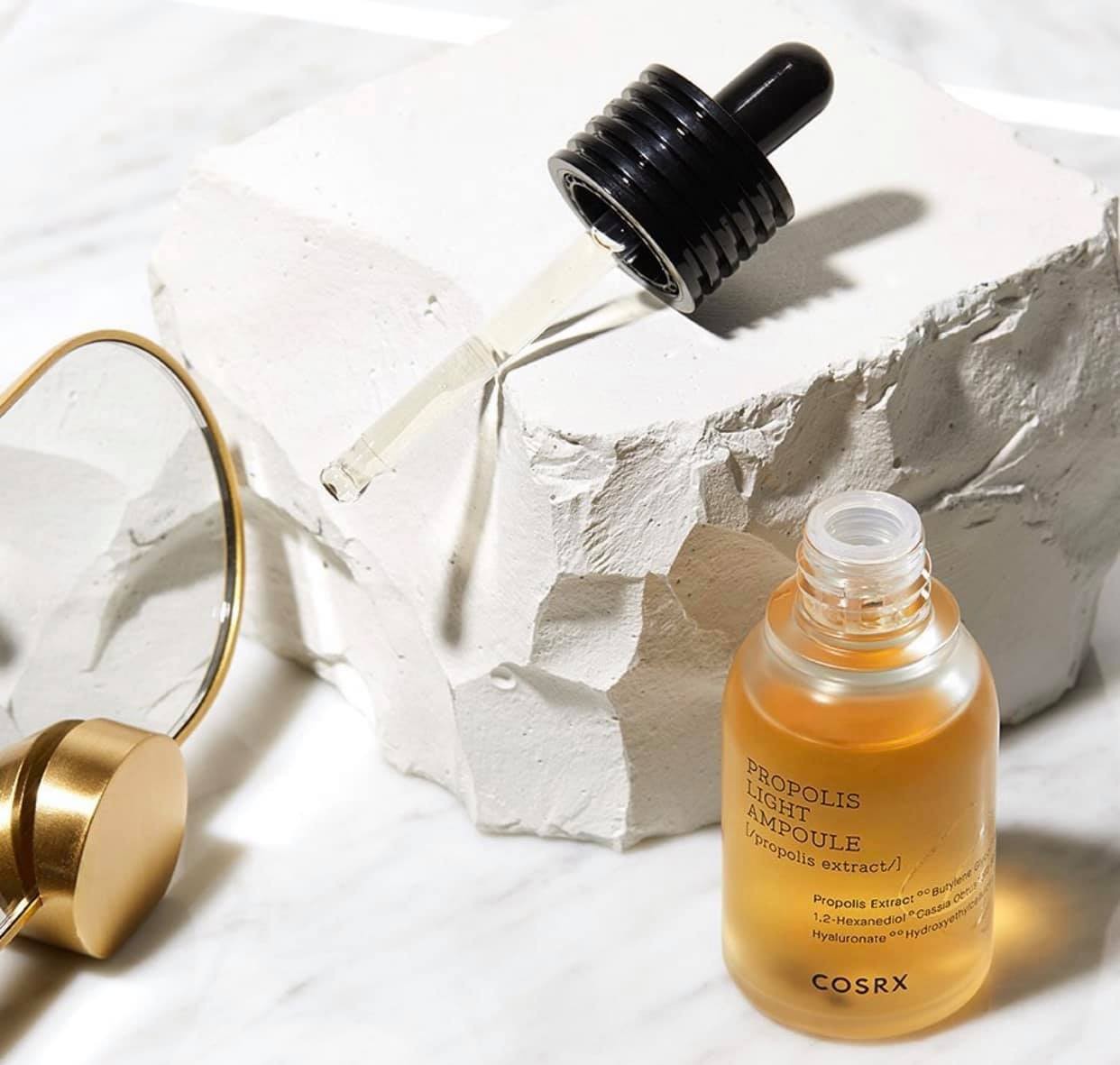TINH CHẤT KEO ONG COSRX PROPOLIS LIGHT AMPOULE 30ML