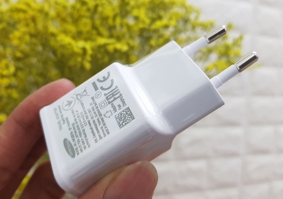 Củ sạc nhanh Samsung Quick Charge 3.0 - Beetech