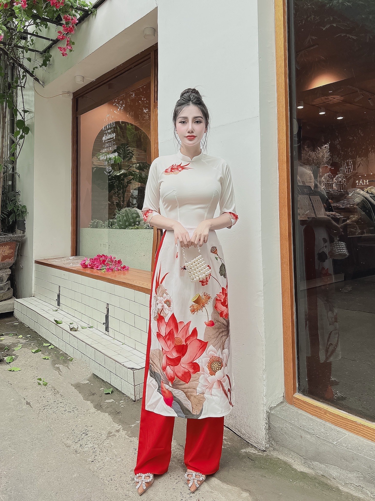 Áo dài cổ trụ in hoa sen- AD16