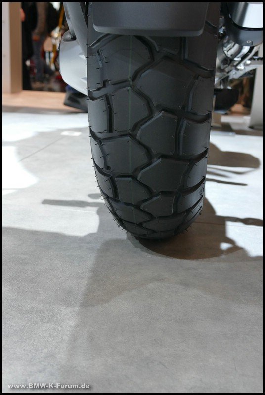 Lốp/vỏ xe máy Michelin 150/70-17 Anakee Adventure