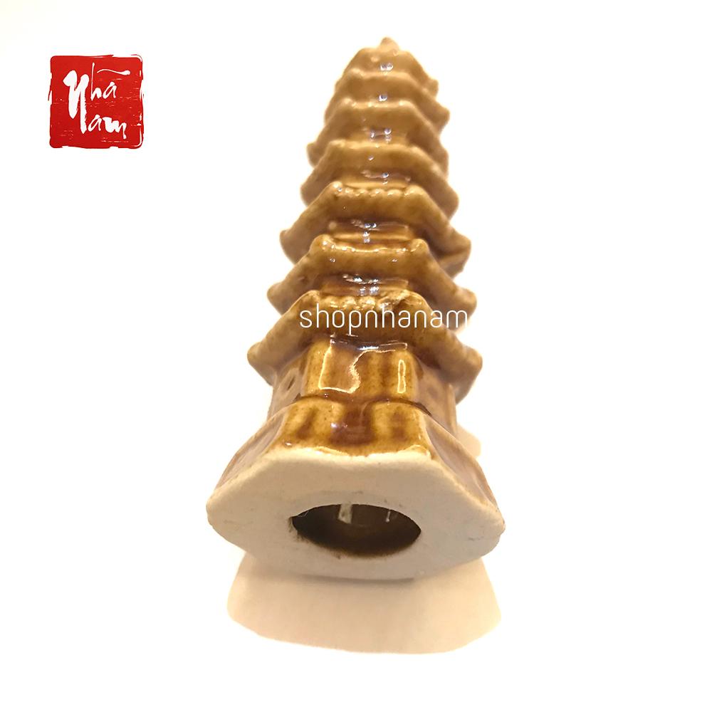 Tháp chùa vàng phụ kiện thác nước phong thủy