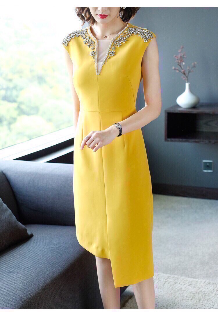 ĐẦM BODY CỔ KẾT ĐÁ SANG TRỌNG . QC285758