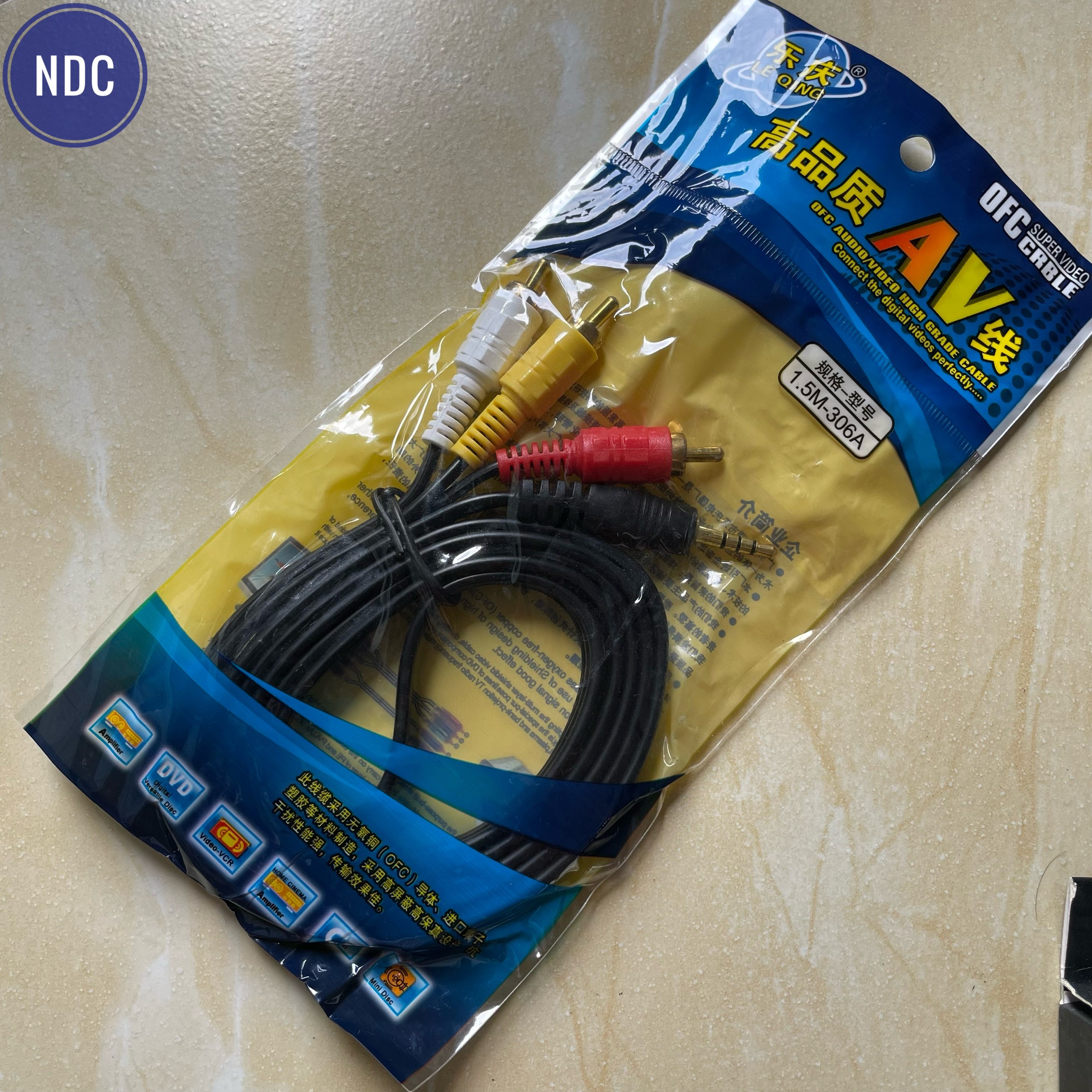 Cáp AV 3.5 ra 3 đầu bông sen (Cáp 3.5mm loại 1, cáp to)