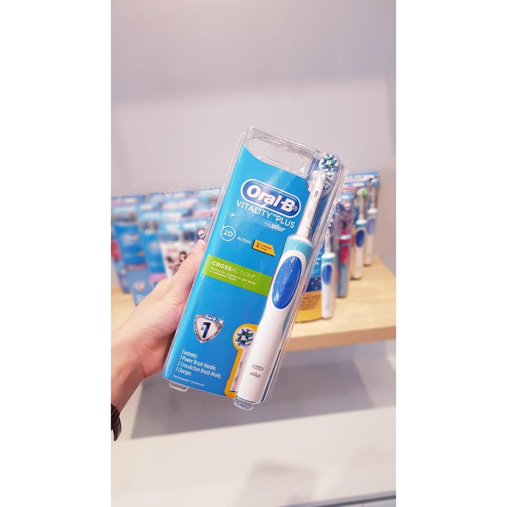 Bàn chải đánh răng điện Oral-B Vitality Plus