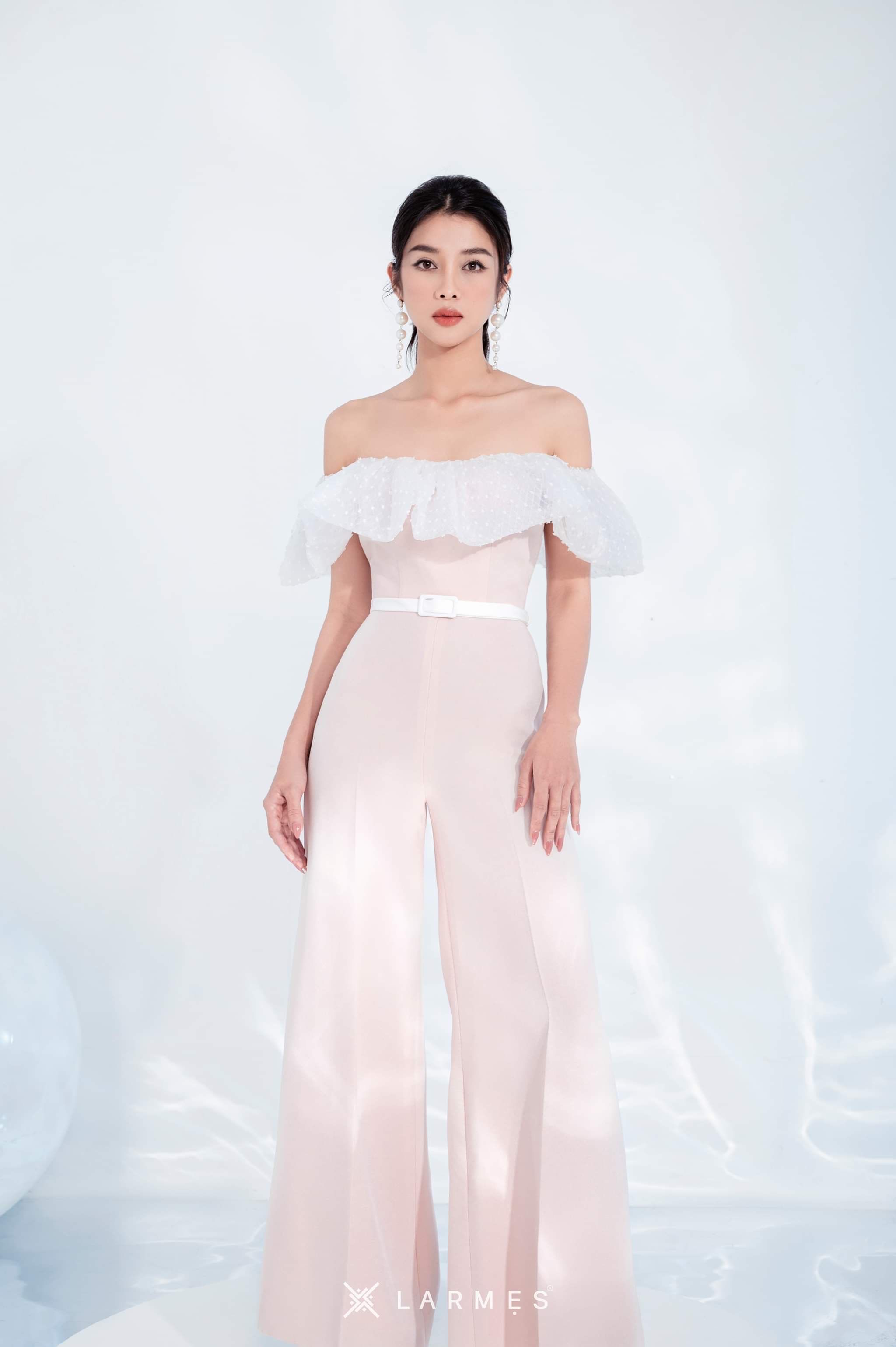 LARMES - Darius Off Shoulder Jumpsuit