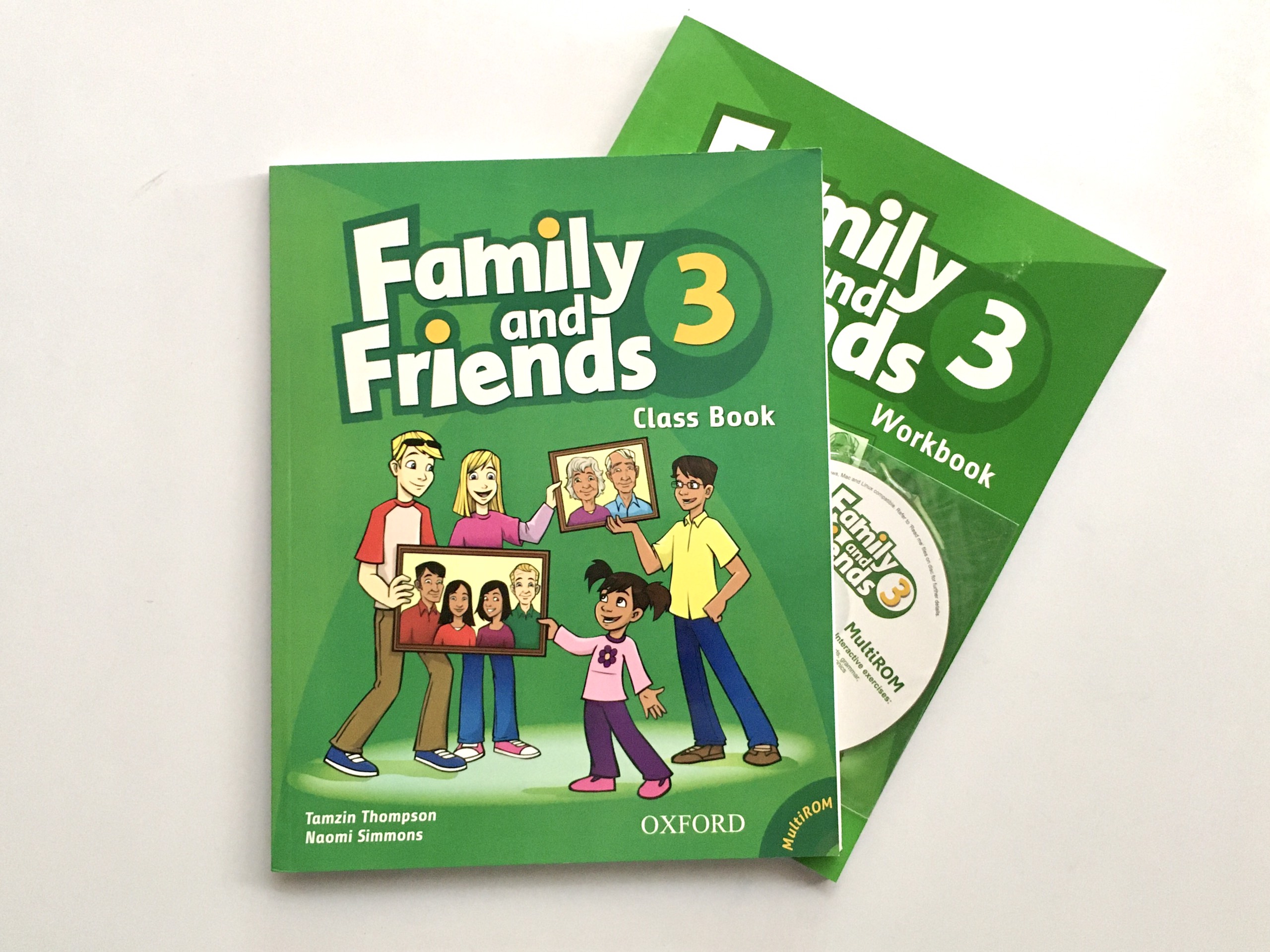 Sách Tiếng Anh - Family and friends 3 ( Trọn bộ 2 cuốn)
