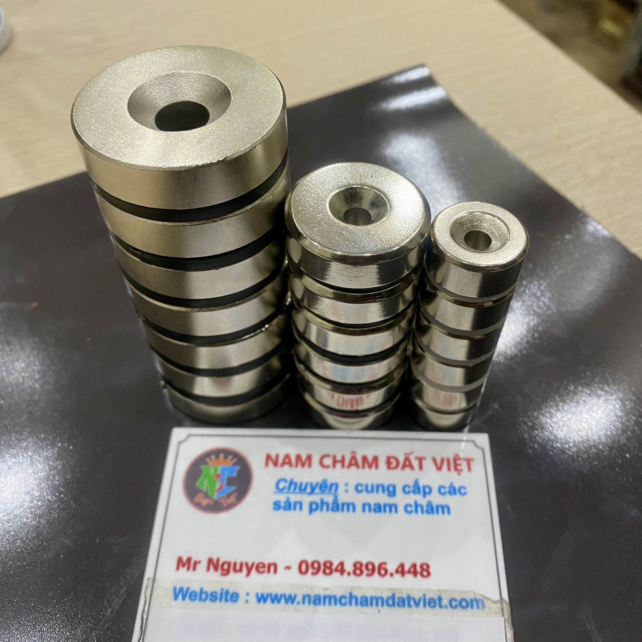 Nam châm tròn có lỗ hút siêu mạnh