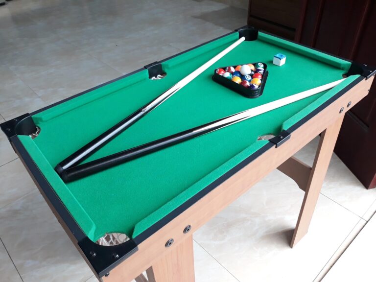 đồ chơi bi-a cỡ lớn 70cm chân cao