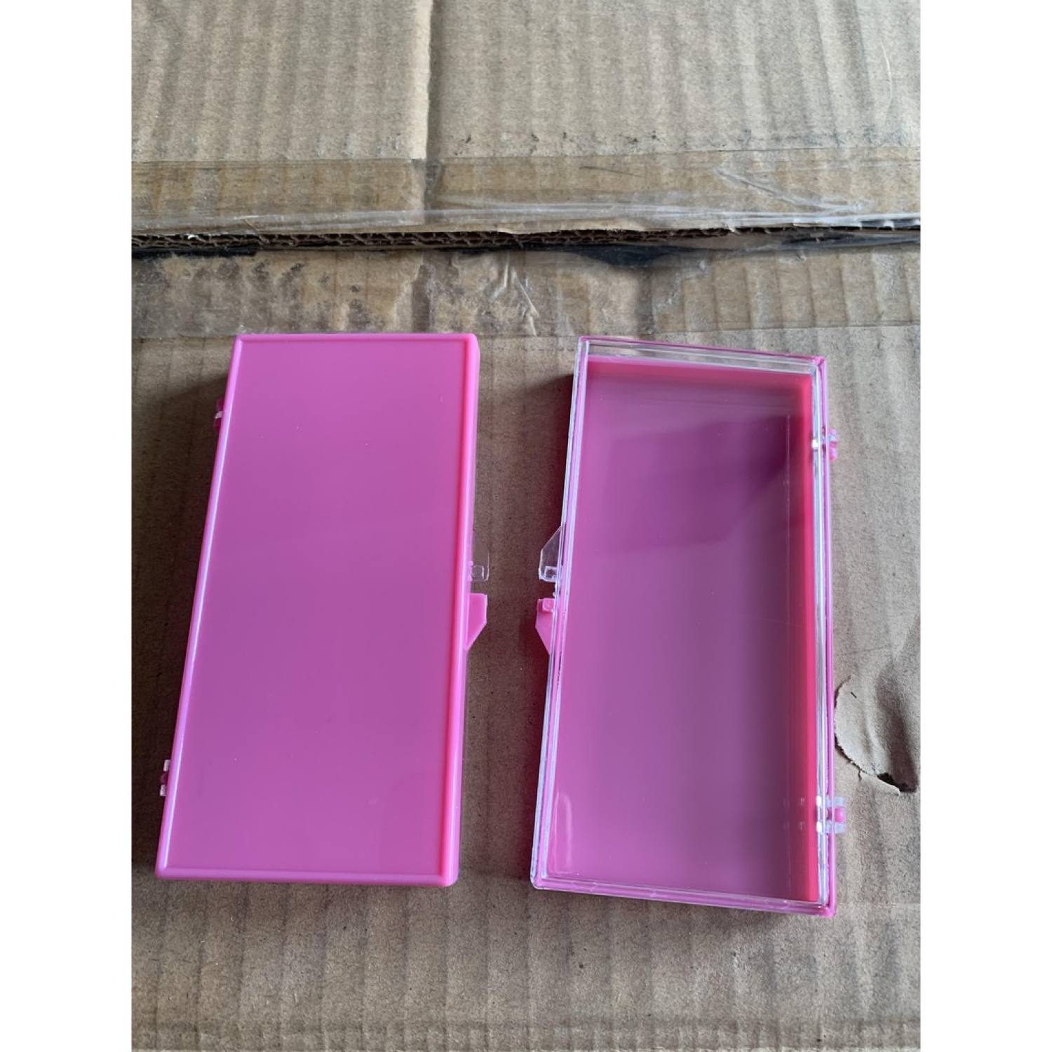 Chữ nhật hồng combo 50/115k dùng đựng nail box, mi fans 115x 59x14.5