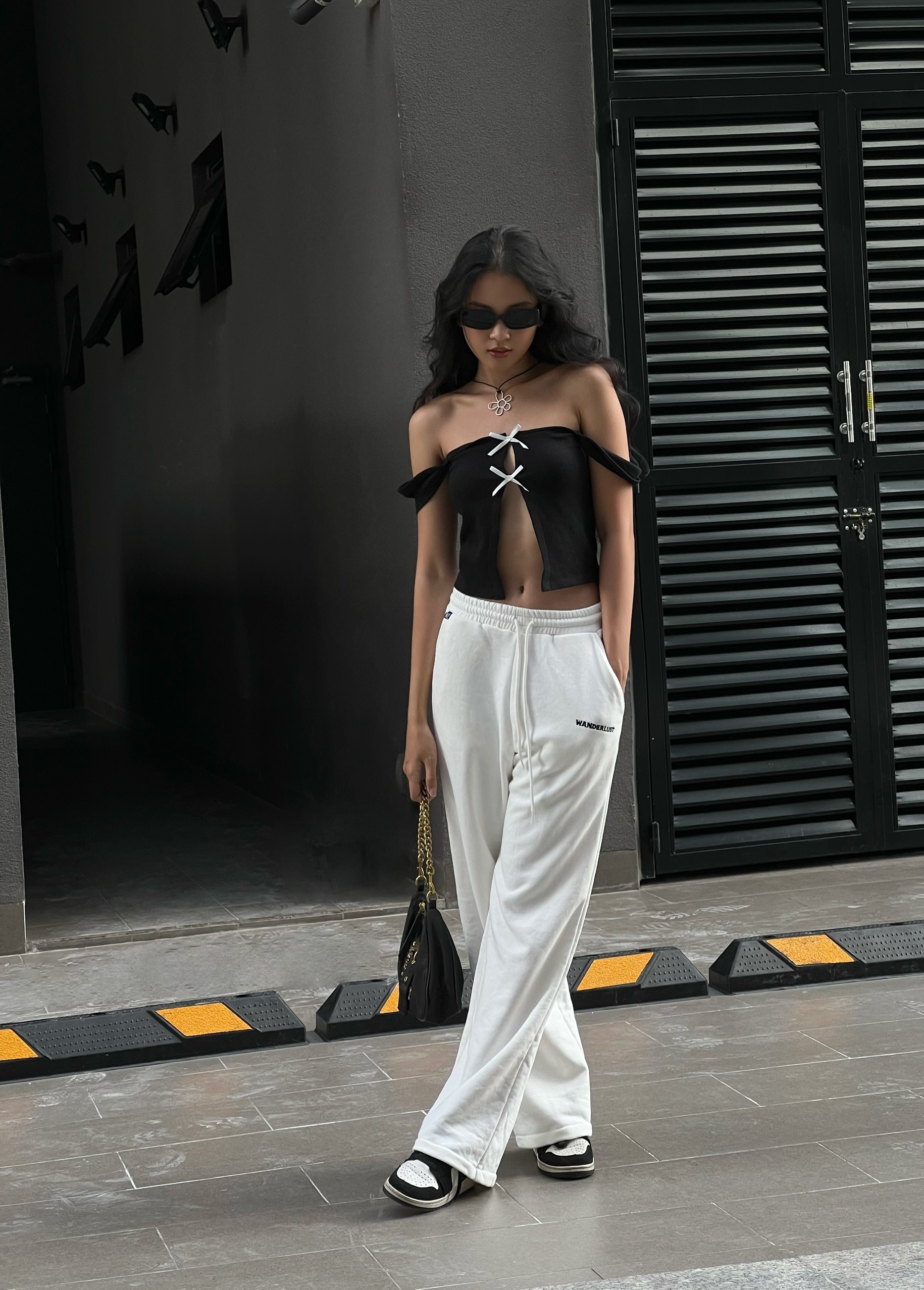 Quần dài ống suông Wanderlust