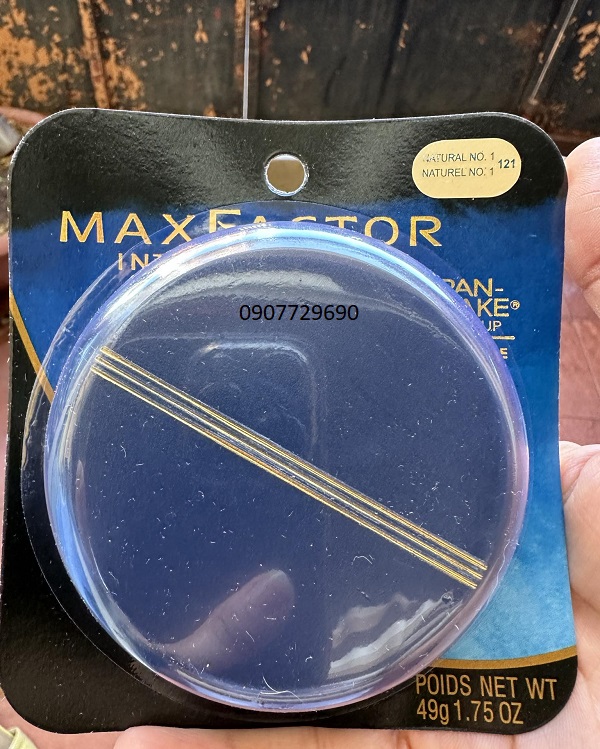 Phấn nước Maxfactor không cần dùng kem lót , kem nền