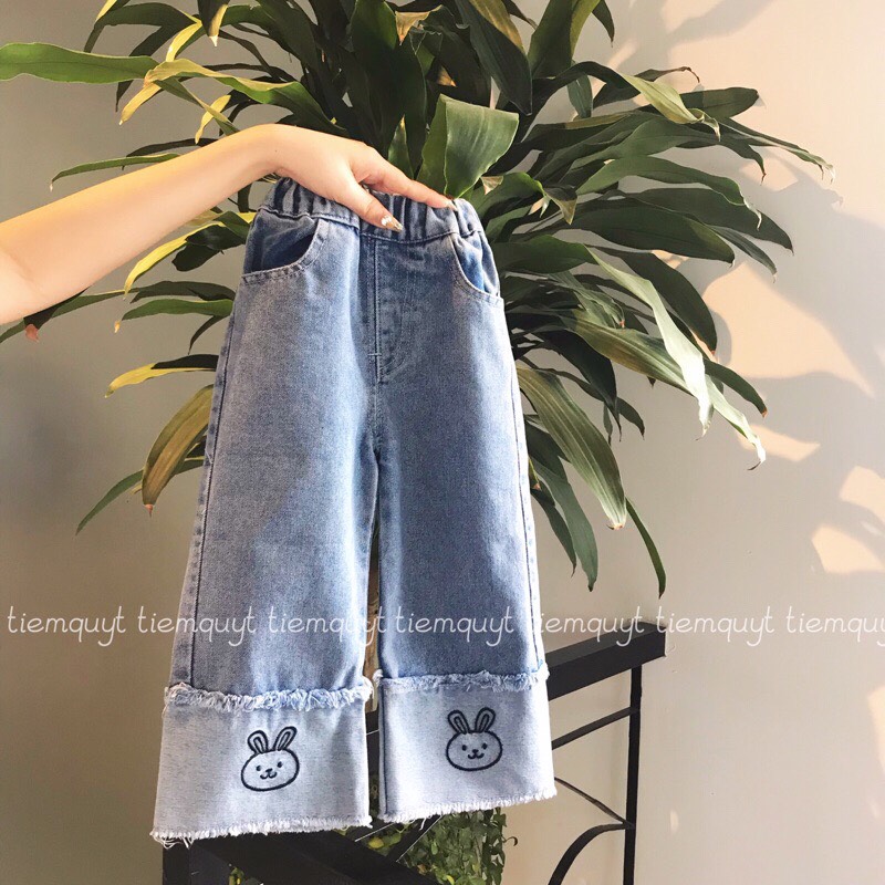 QUẦN BÒ THÊU THỎ ĐEN CHO BÉ