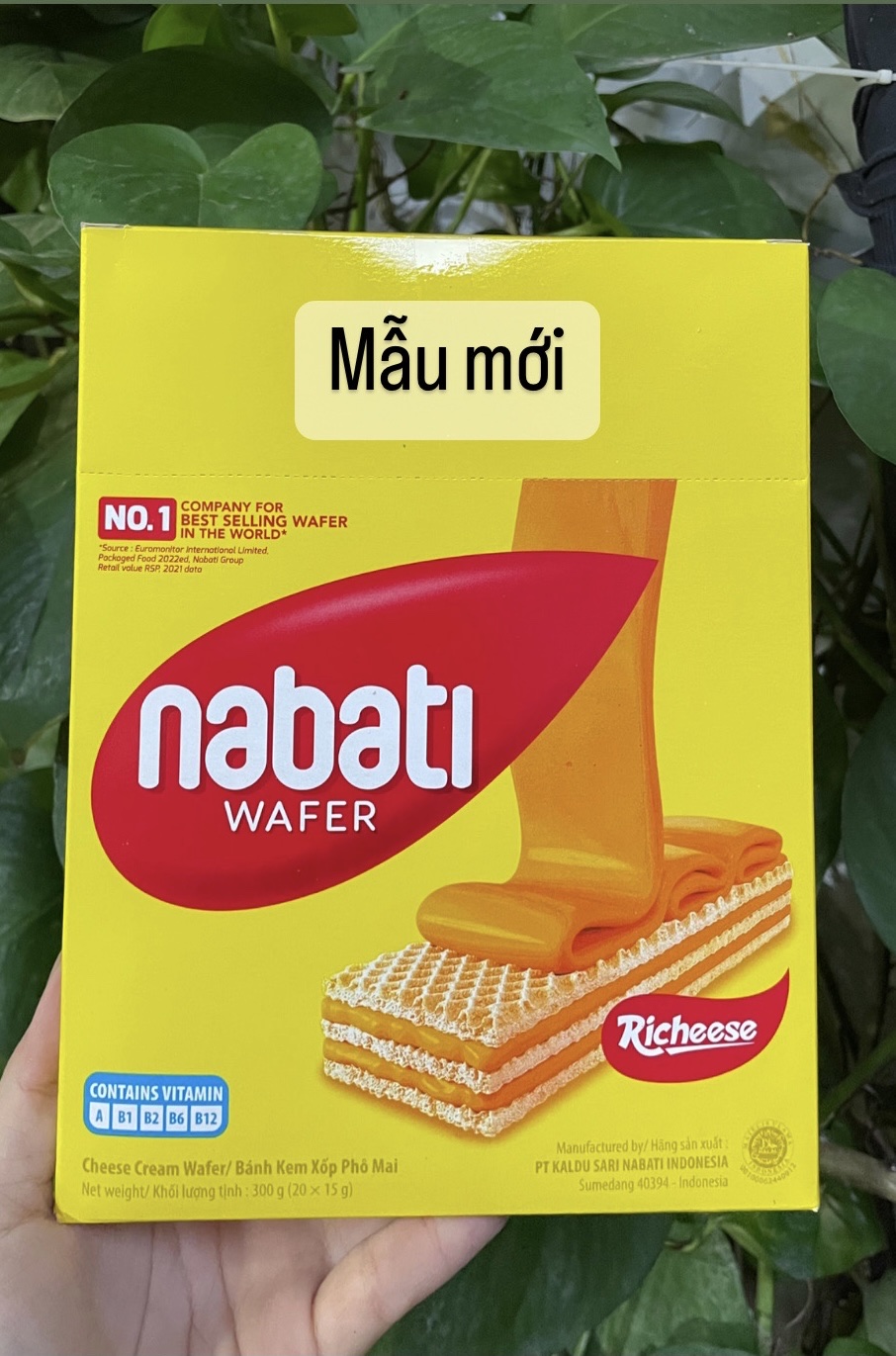 Bánh Kem Xốp Phô Mai Richeese Nabati Cheese Cream Wafer (Hộp 20 thanh x 15g)