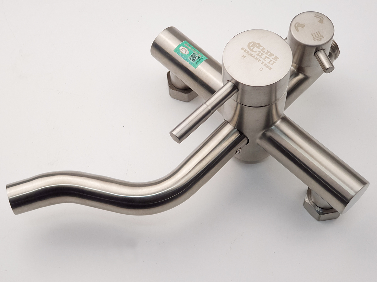 Bộ sen cây tắm đứng nóng lạnh Inox SUS 304 Eurolife EL-S918 3 chức năng, dùng tốt, không han rỉ ở môi trường nước phèn hay nhiễm mặn (Trắng vàng)