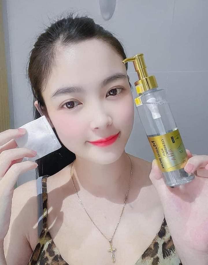 Tẩy trang Aha Magic Skin