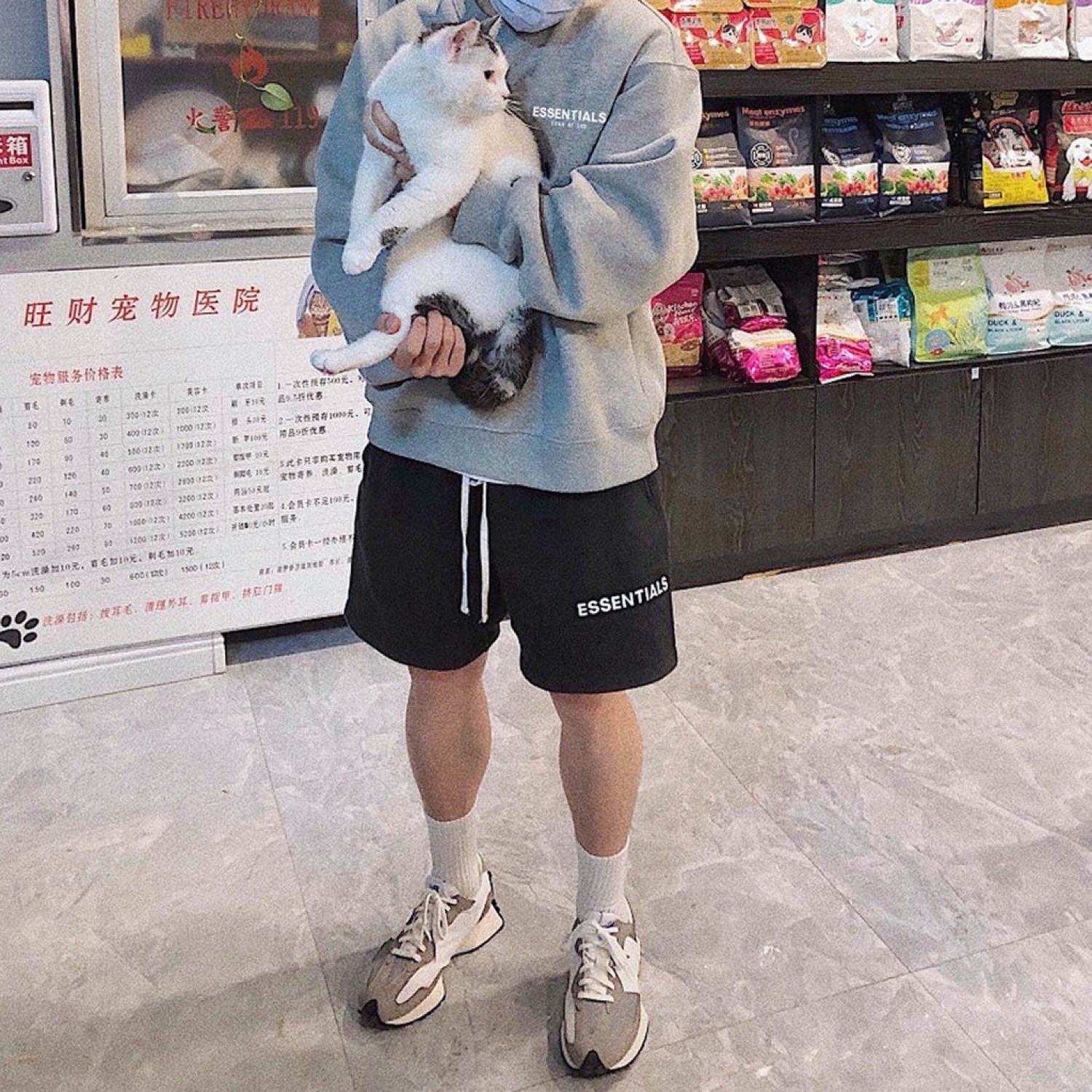 Quần short nam nữ Essential siêu hot dễ mặc