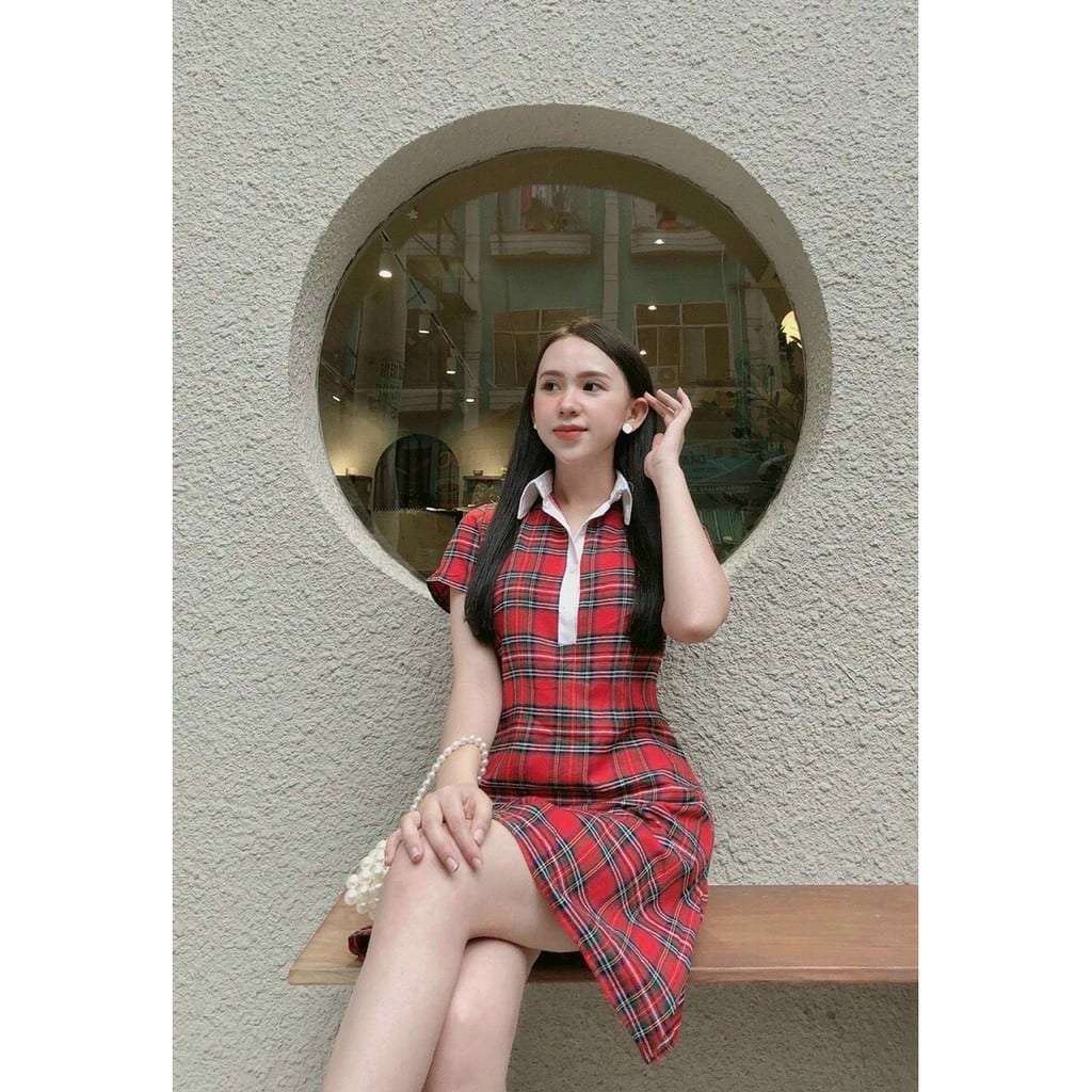 Váy Dáng Suông Sọc Caro Cổ Sơ Mi Tay Ngắn