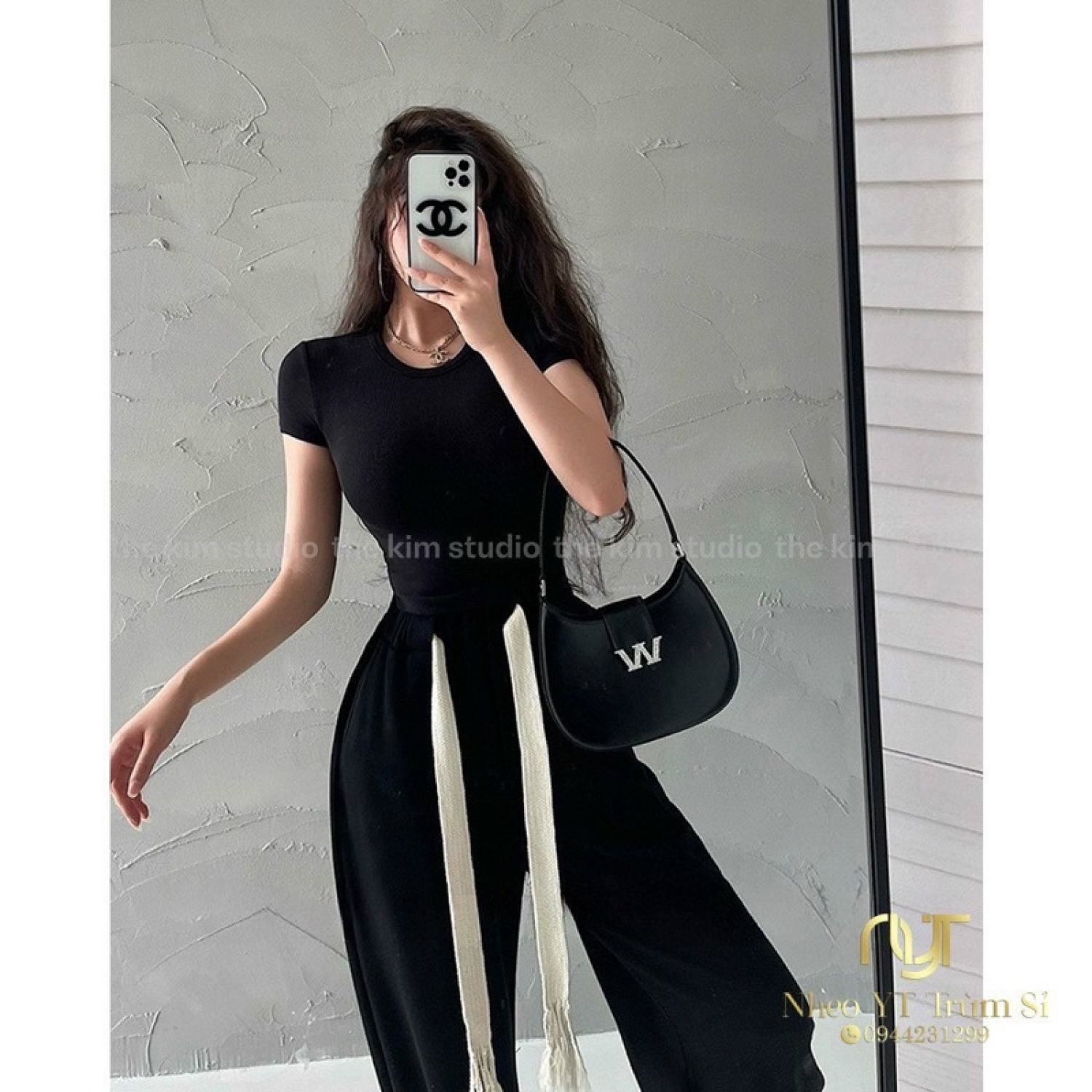 Áo Croptop trơn tay ngắn ôm body