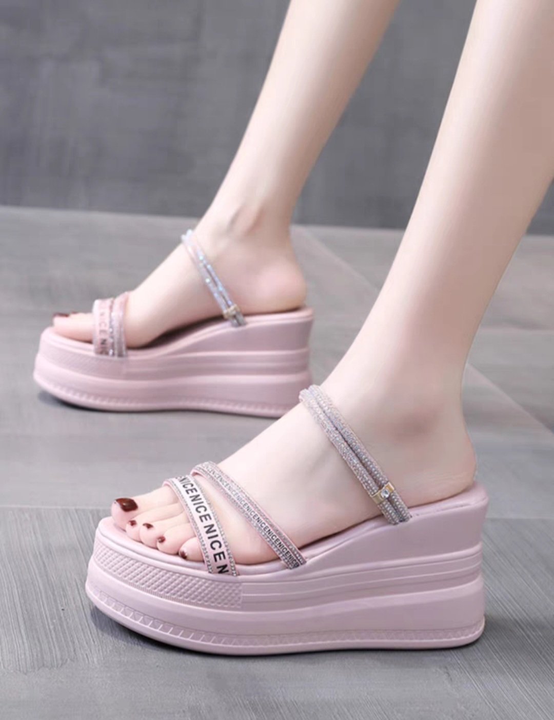 Dép đế xuồng dây chữ Nice