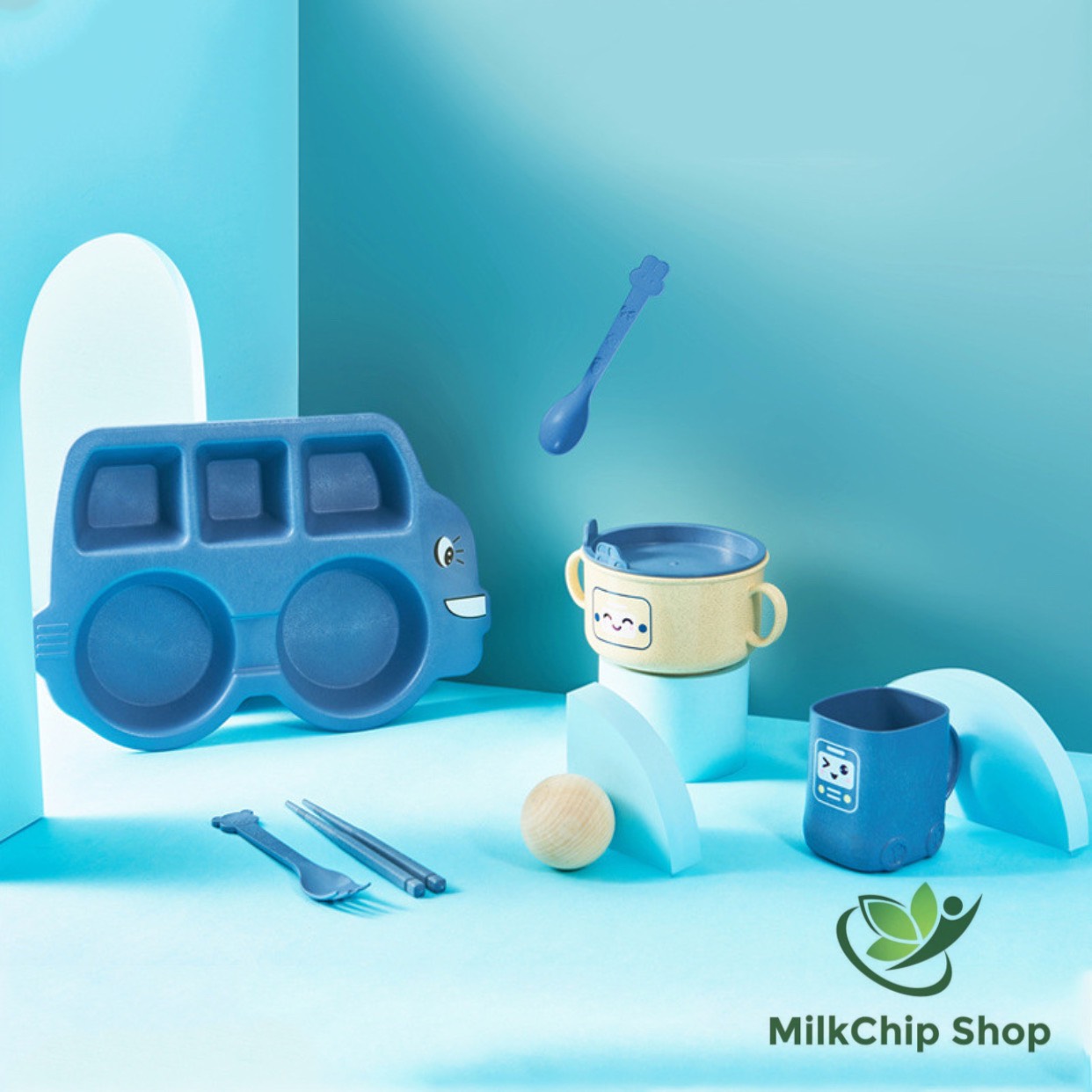Khay ăn dặm cho bé, khay cơm lúa mạch hình ô tô (kèm thìa, dĩa, đũa) BK009