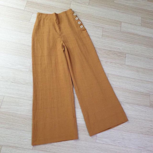 Quần đũi nữ , Quần đũi ống rộng xước hàn cao cấp , Thiết kế Đằng trước cạp rộng liền , đính cúc bên sườn tạo điểm nhấn nổi bật , Đằng sau cạp chun co giãn thoải mái , hỗ trợ ship -Thời trang nữ Keni