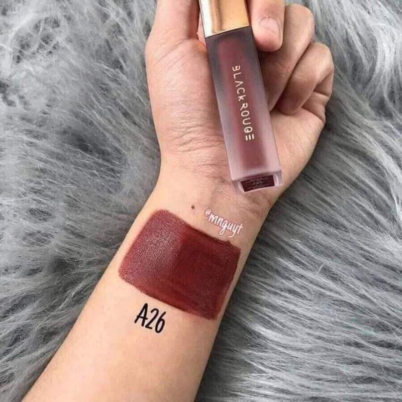 Bóng cho đôi môi căng mọng, mịn mượt romand glasting water gloss 4.5g