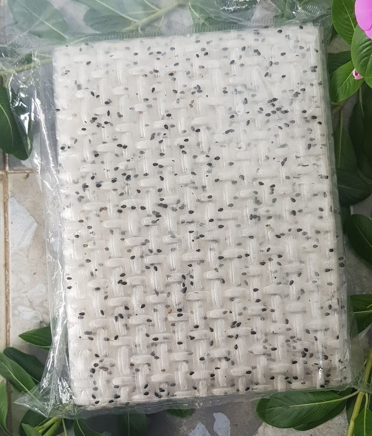 Bánh tráng mè đen Tây Ninh xấp 500g