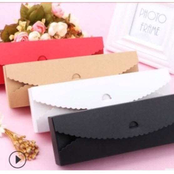Set 5 hộp giấy đựng bánh trung thu socola