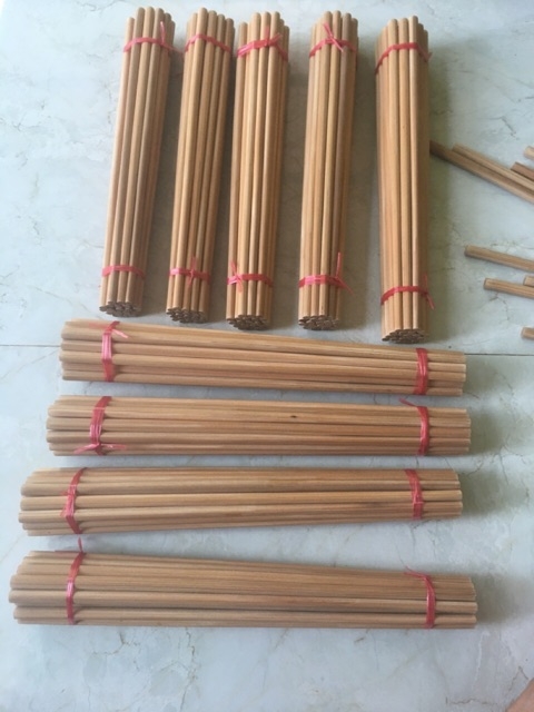 ĐŨA TRE VÓT THỦ CÔNG