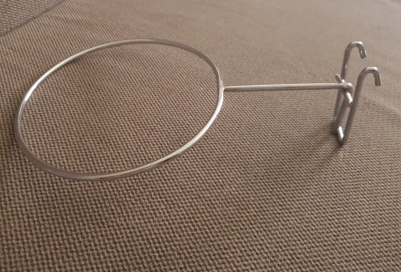 Móc treo đỡ bóng cài lưới 10cm*15cm -sơn trắng