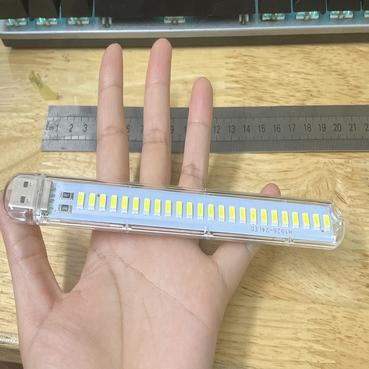 Đèn bóng led trong suốt sử dụng ghim cổng usb ánh sáng trắng - th