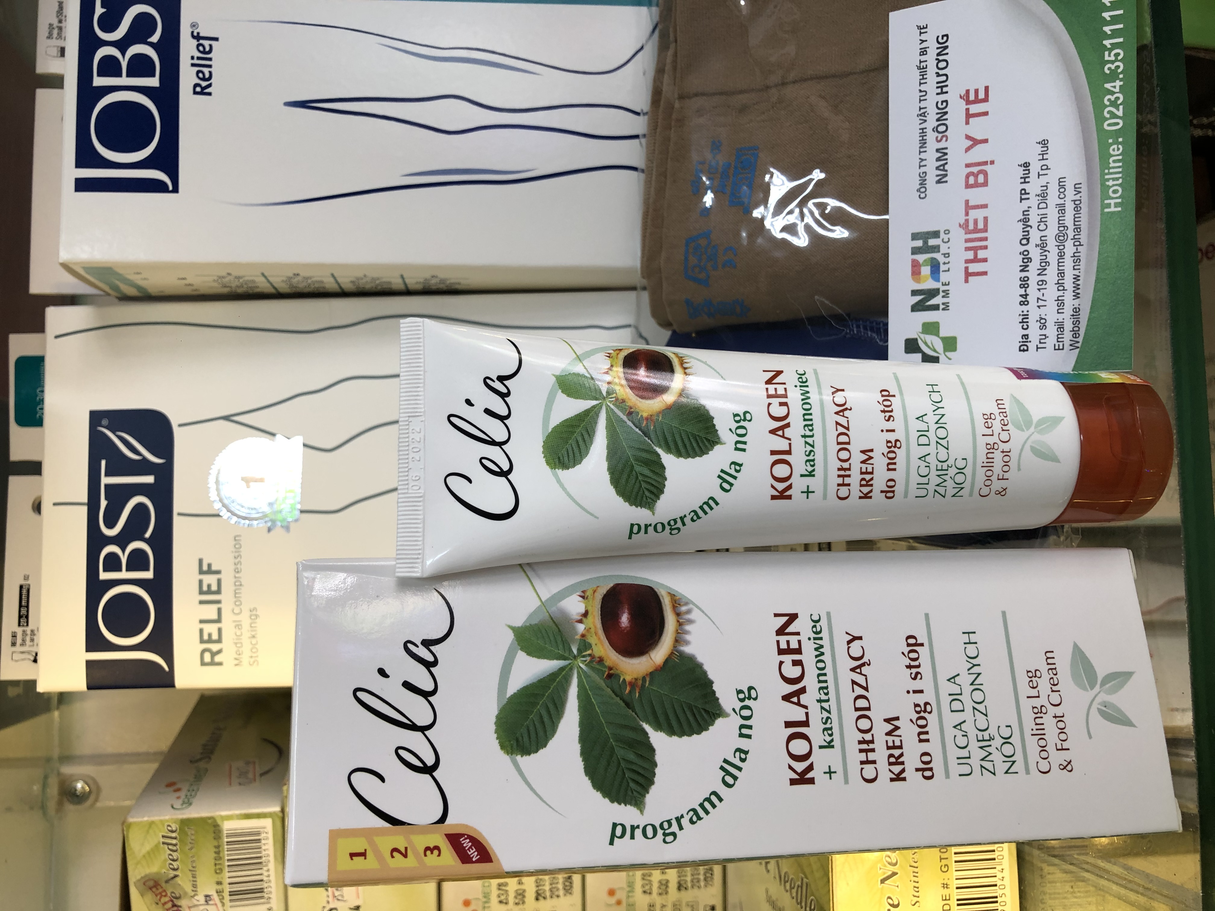✅ Kem Thoa Giãn Tĩnh Mạch CELIA Kem thoa kem bôi hỗ trợ điều trị suy giãn tĩnh mạch chân Celia 100ml - Ba Lan Kem thoa chăm sóc chân suy giãn tĩnh mạch Celia 100ml Chiết xuất Hạt Dẻ ngựa