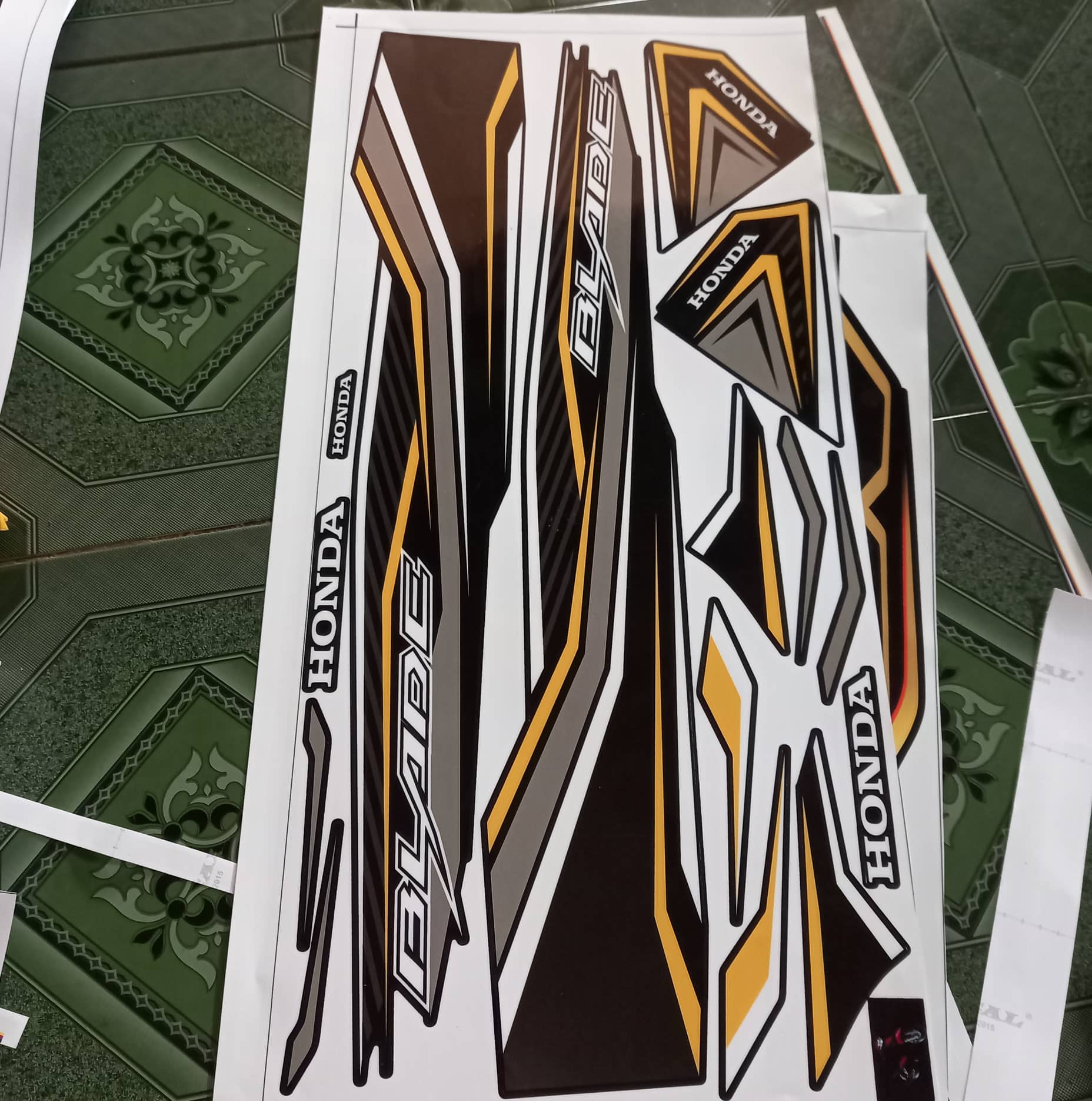 tem rời wave blade 2019 đen nâu