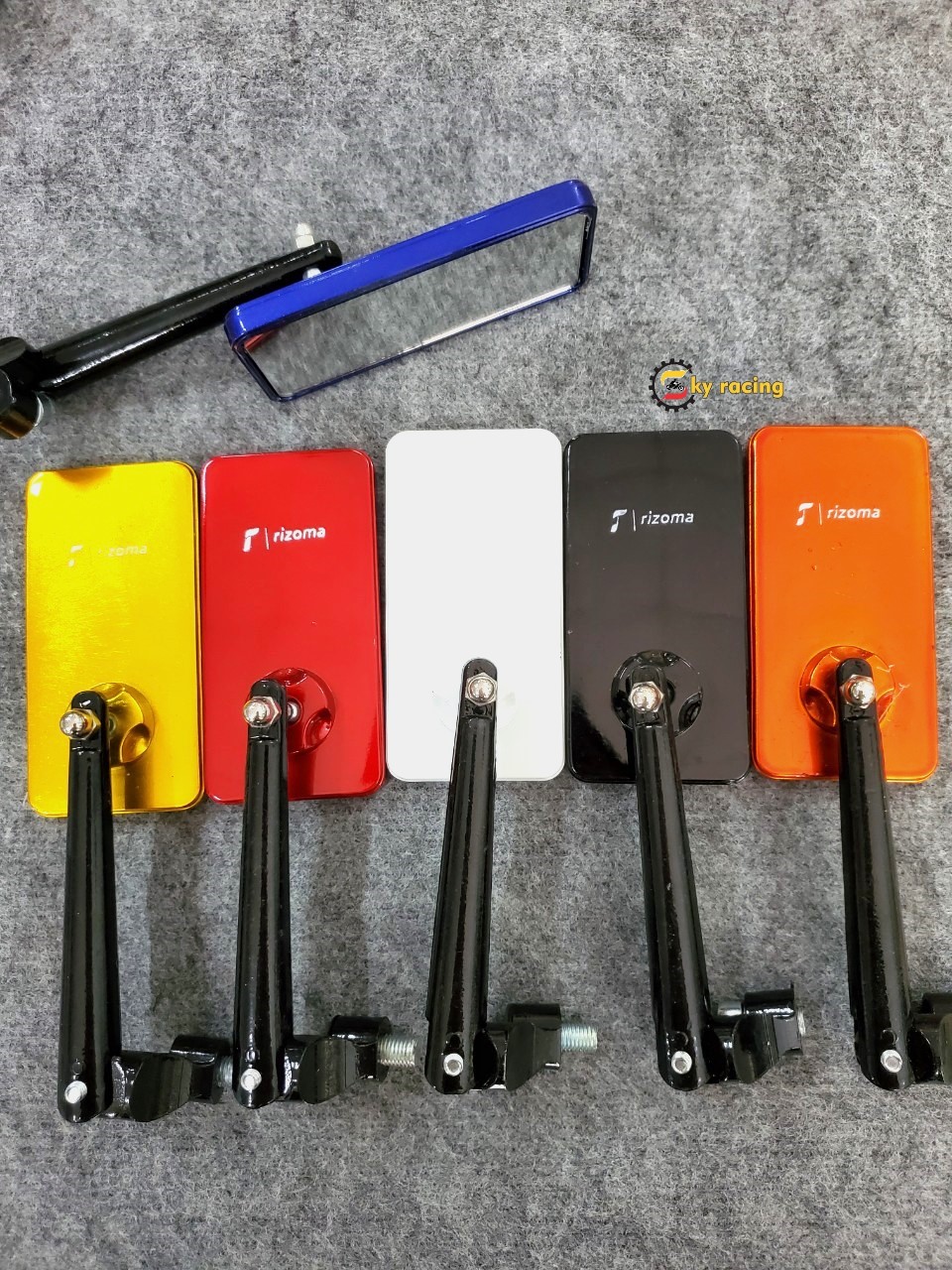 Gương chiếu hậu vuông kiểu iphone chân kính 10 ly