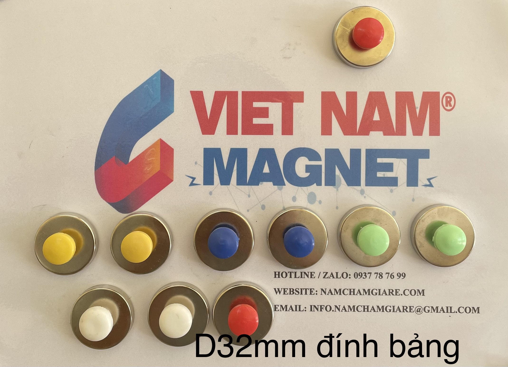 10 núm sắt D32mm hít bảng từ tiện ích