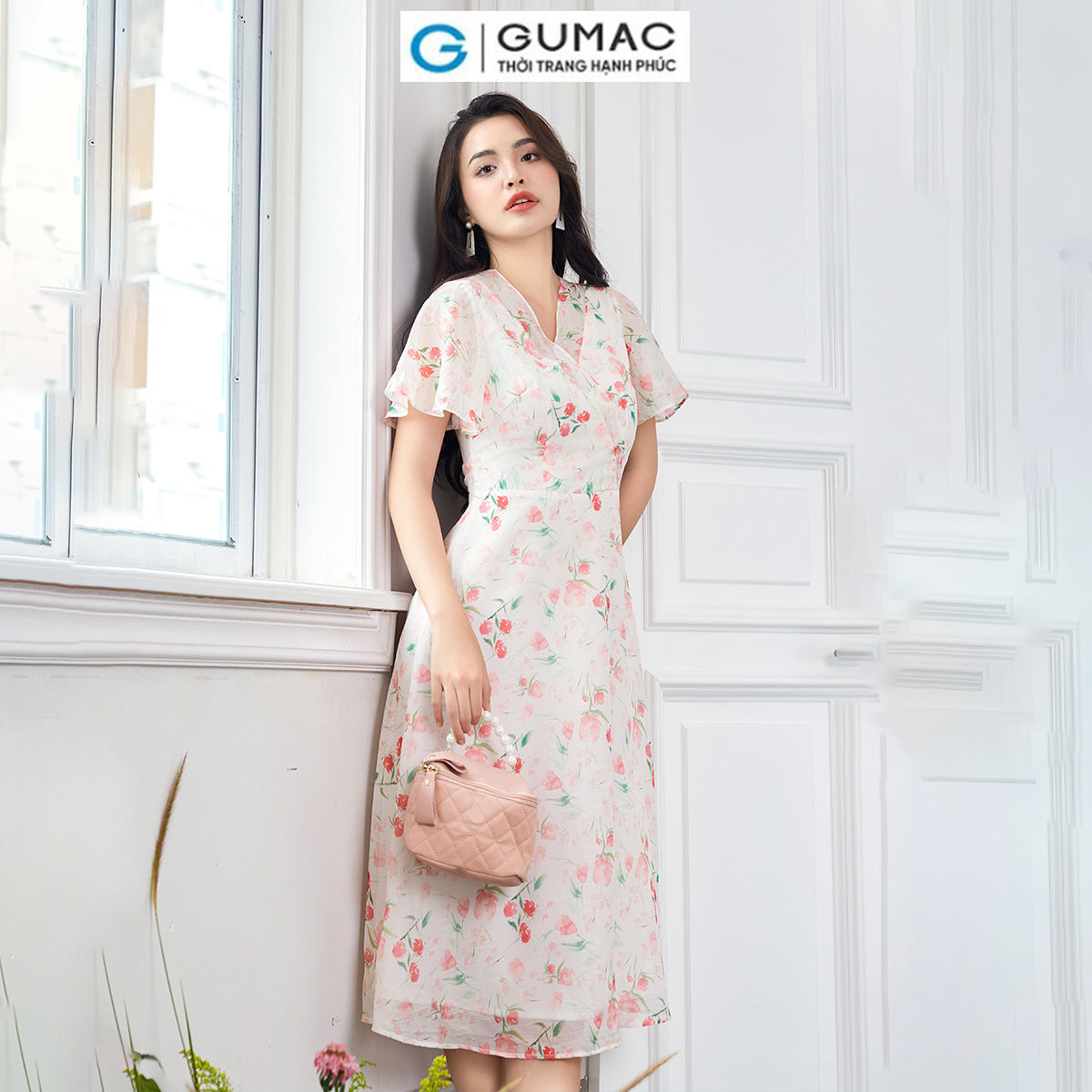 [15 - 17.6 |Voucher 8-15%] Đầm nữ cổ tim kiểu phối thời trang GUMAC DD12061